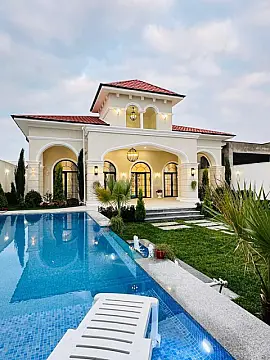 Satılır 4 otaqlı həyət evi 200 m²