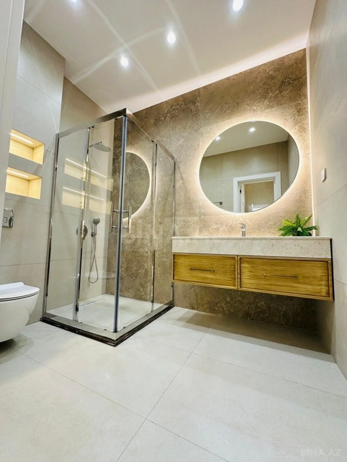 Satılır 4 otaqlı həyət evi 200 m²