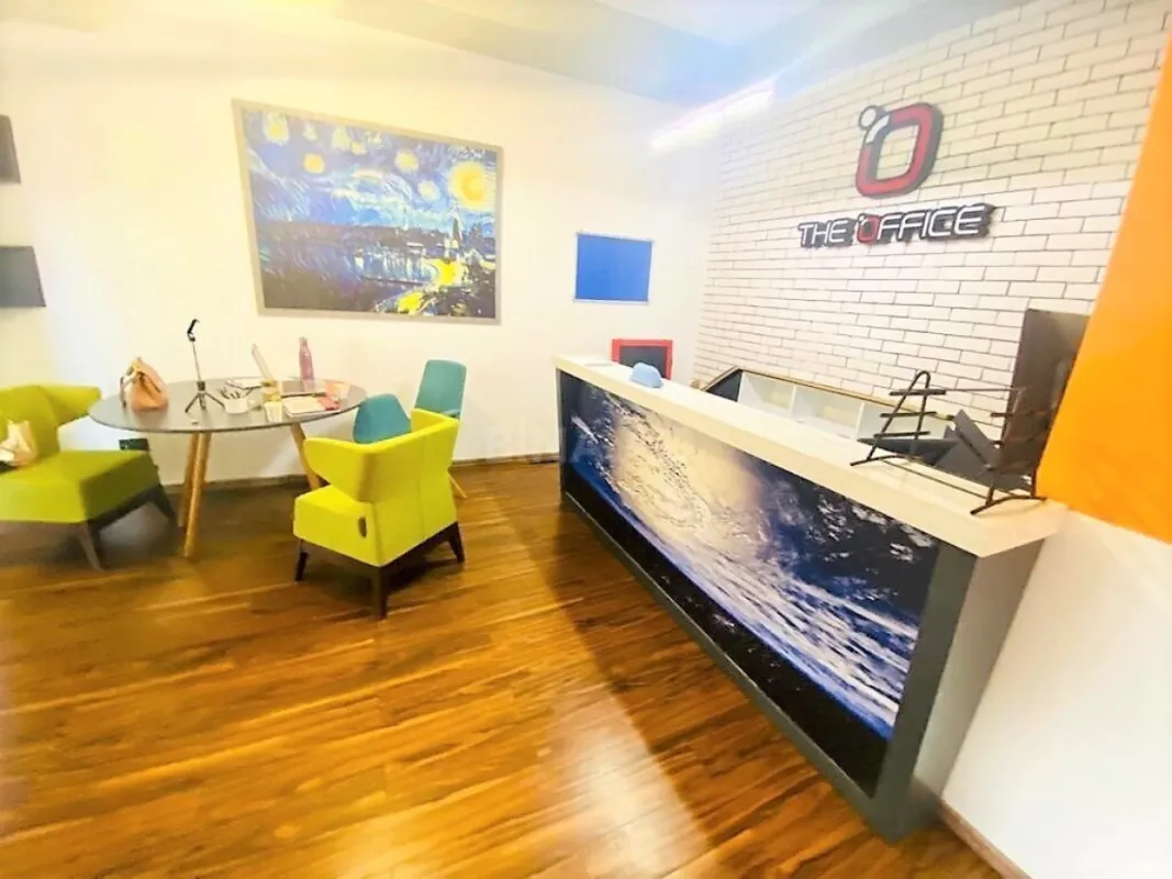 Kirayə verilir 12 otaqlı ofis 870 m²