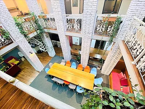 Kirayə verilir 12 otaqlı ofis 870 m² — Bakı, Sahil qəs. 12 otaq 870.00 m²