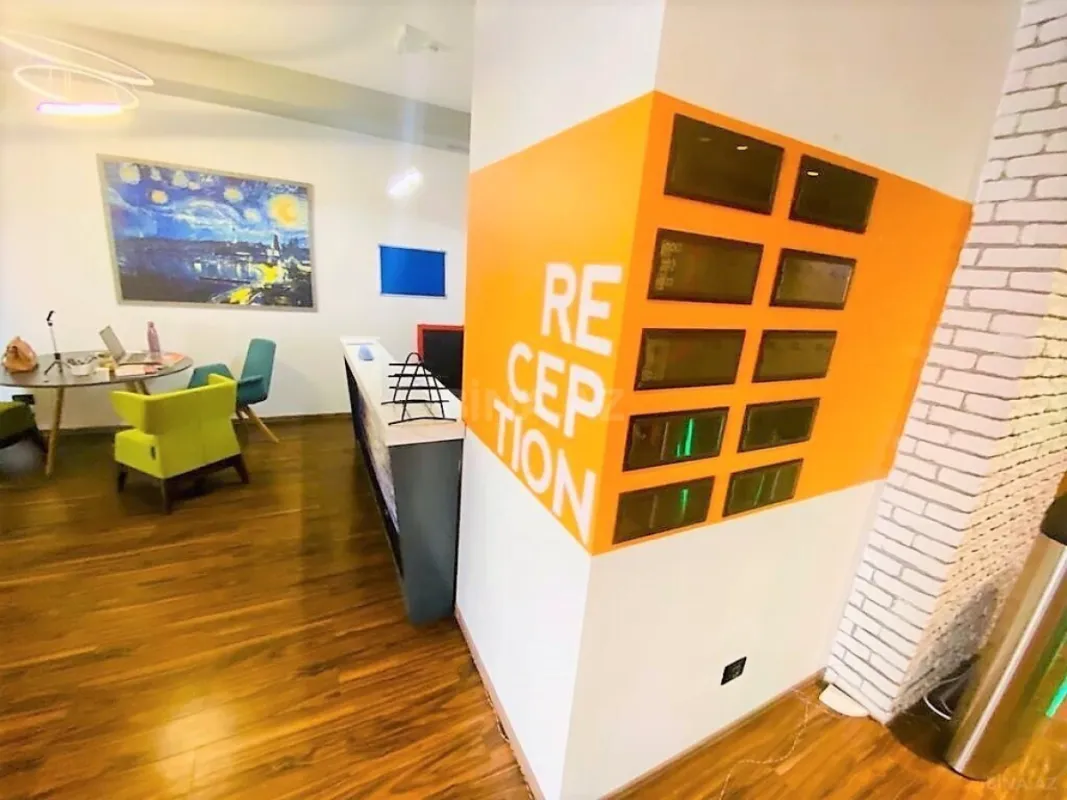 Kirayə verilir 12 otaqlı ofis 870 m²