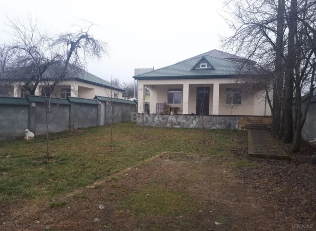 Satılır 6 otaqlı həyət evi 200 m²