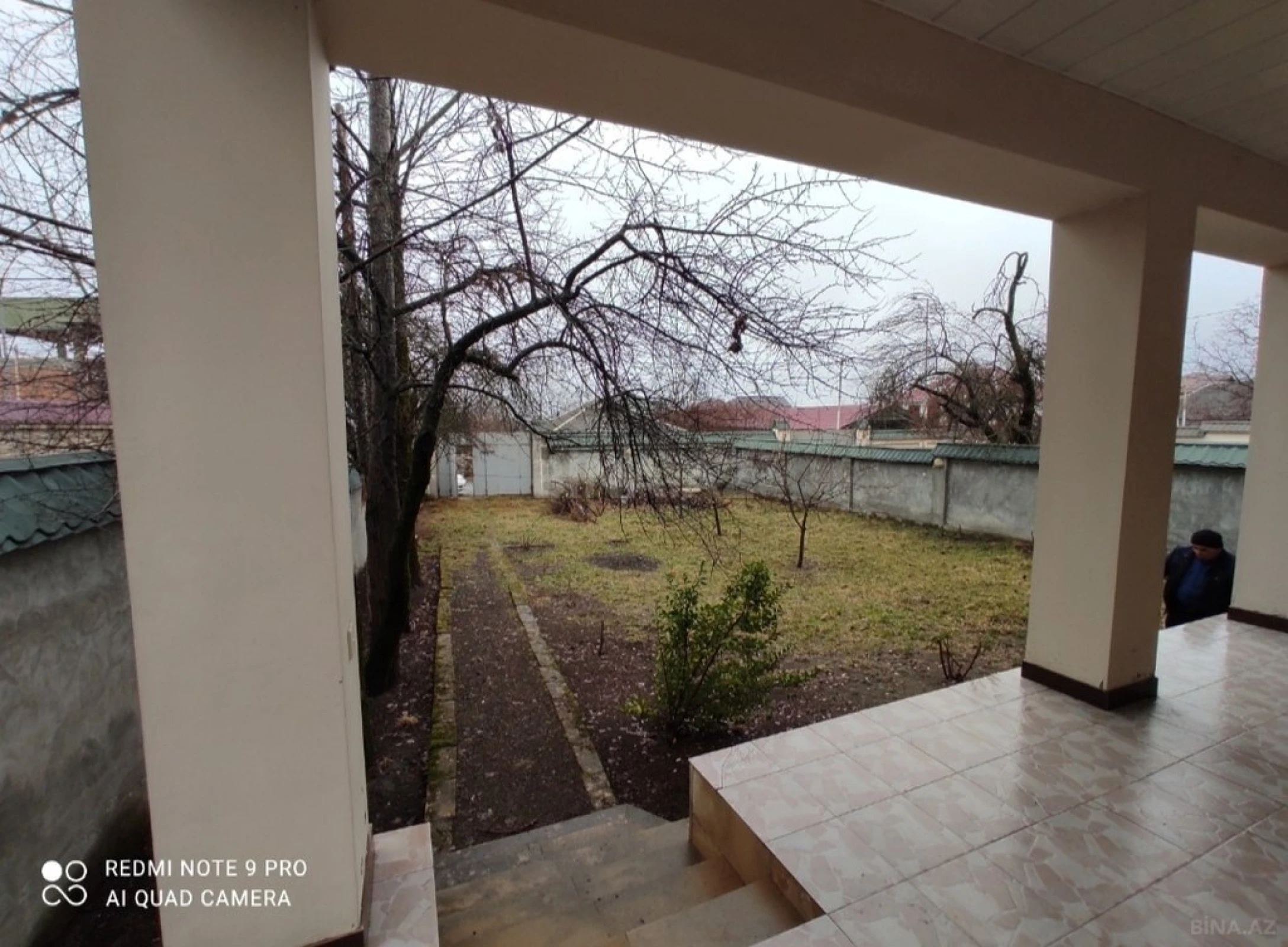 Satılır 6 otaqlı həyət evi 200 m²