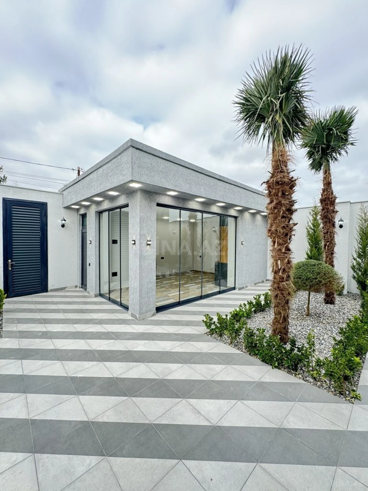 Satılır 4 otaqlı həyət evi 150 m²