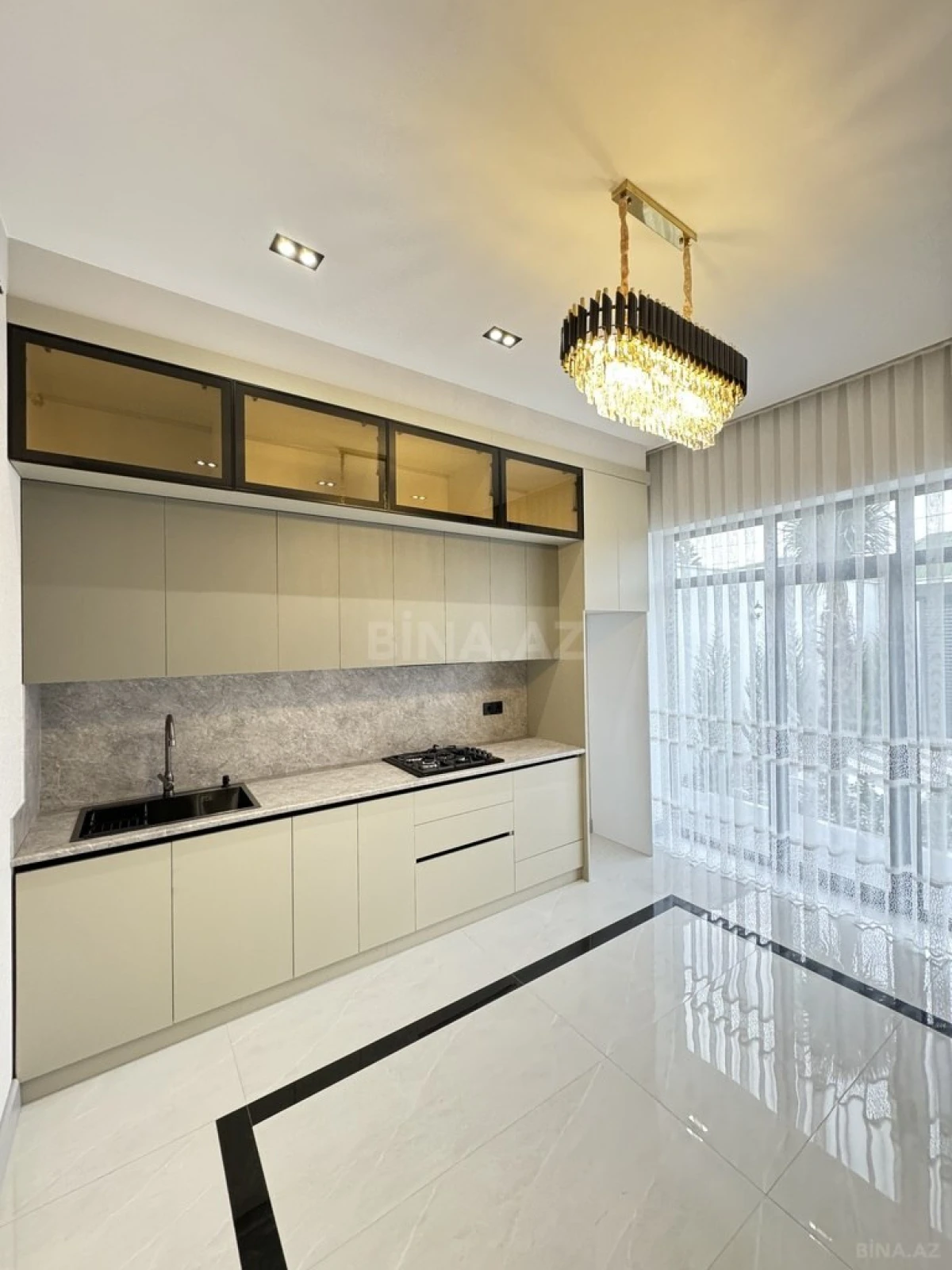 Satılır 4 otaqlı həyət evi 150 m²