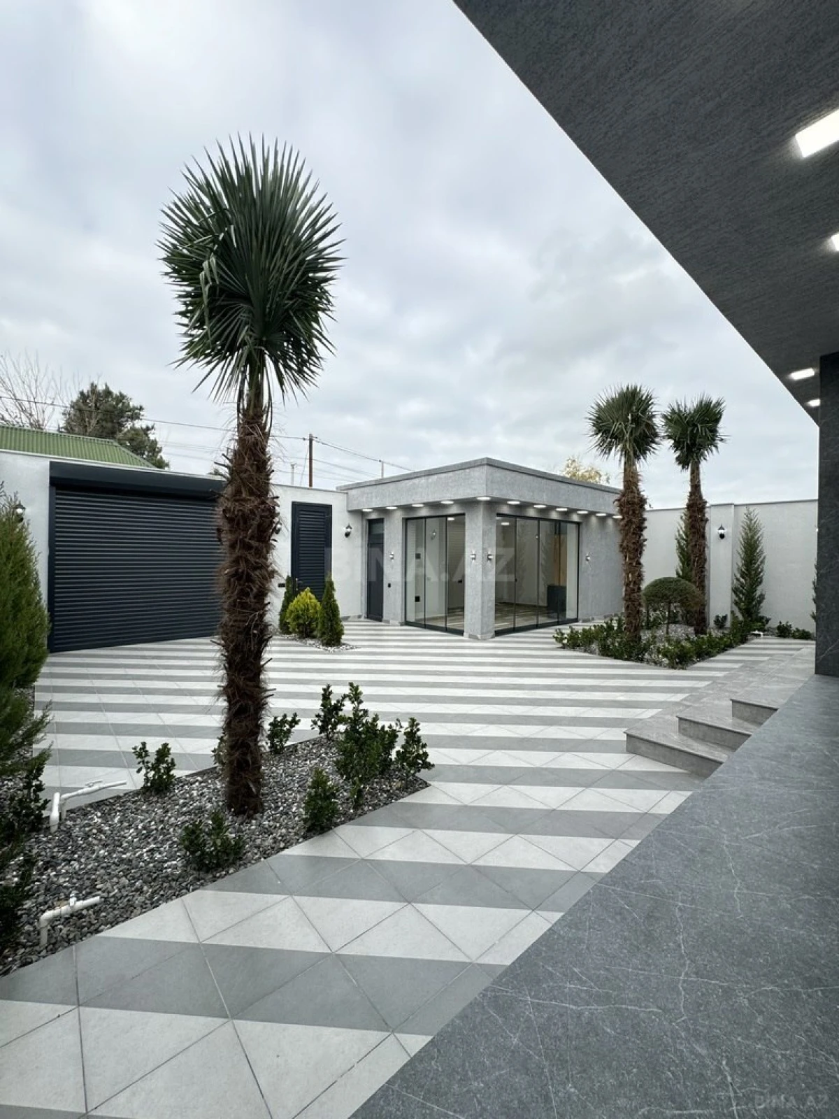 Satılır 4 otaqlı həyət evi 150 m²