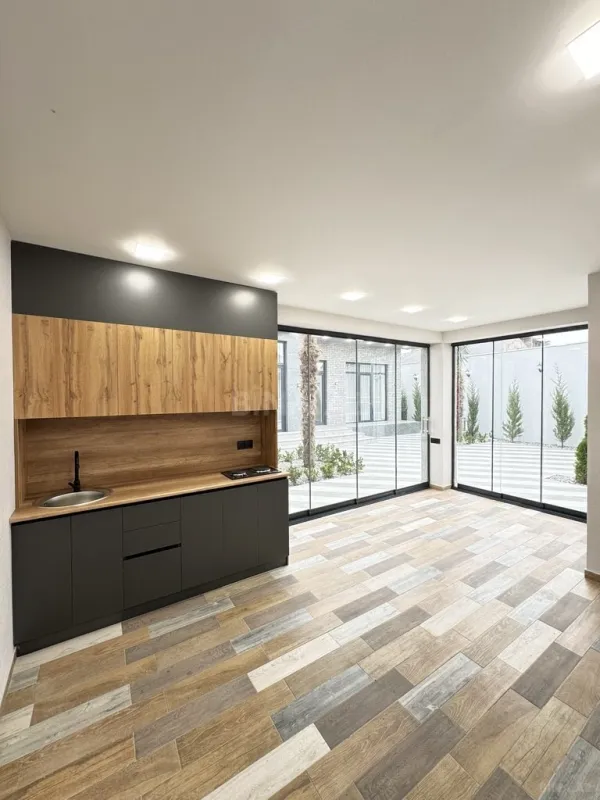 Satılır 4 otaqlı həyət evi 150 m²