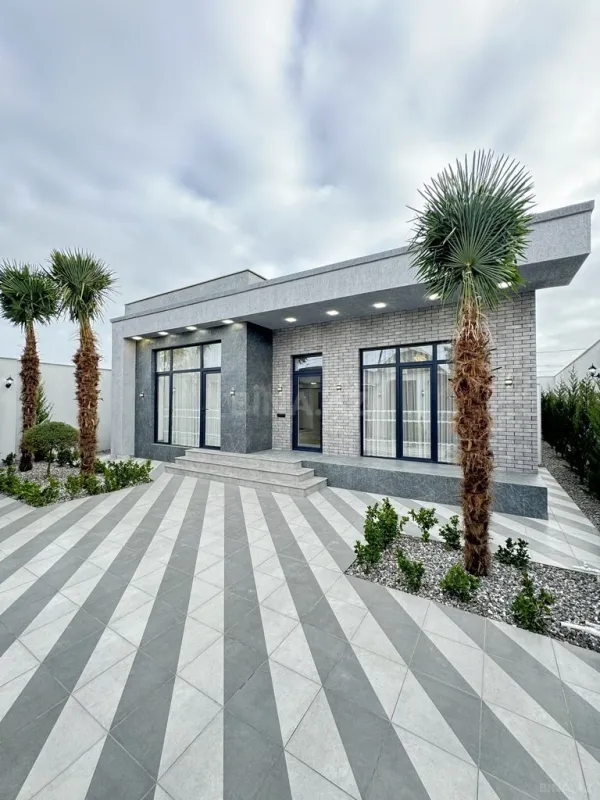 Satılır 4 otaqlı həyət evi 150 m²