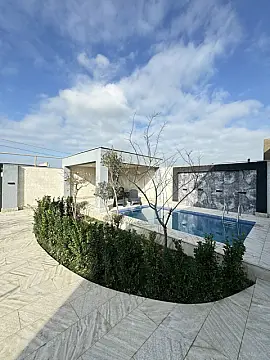 Satılır 4 otaqlı həyət evi 145 m²