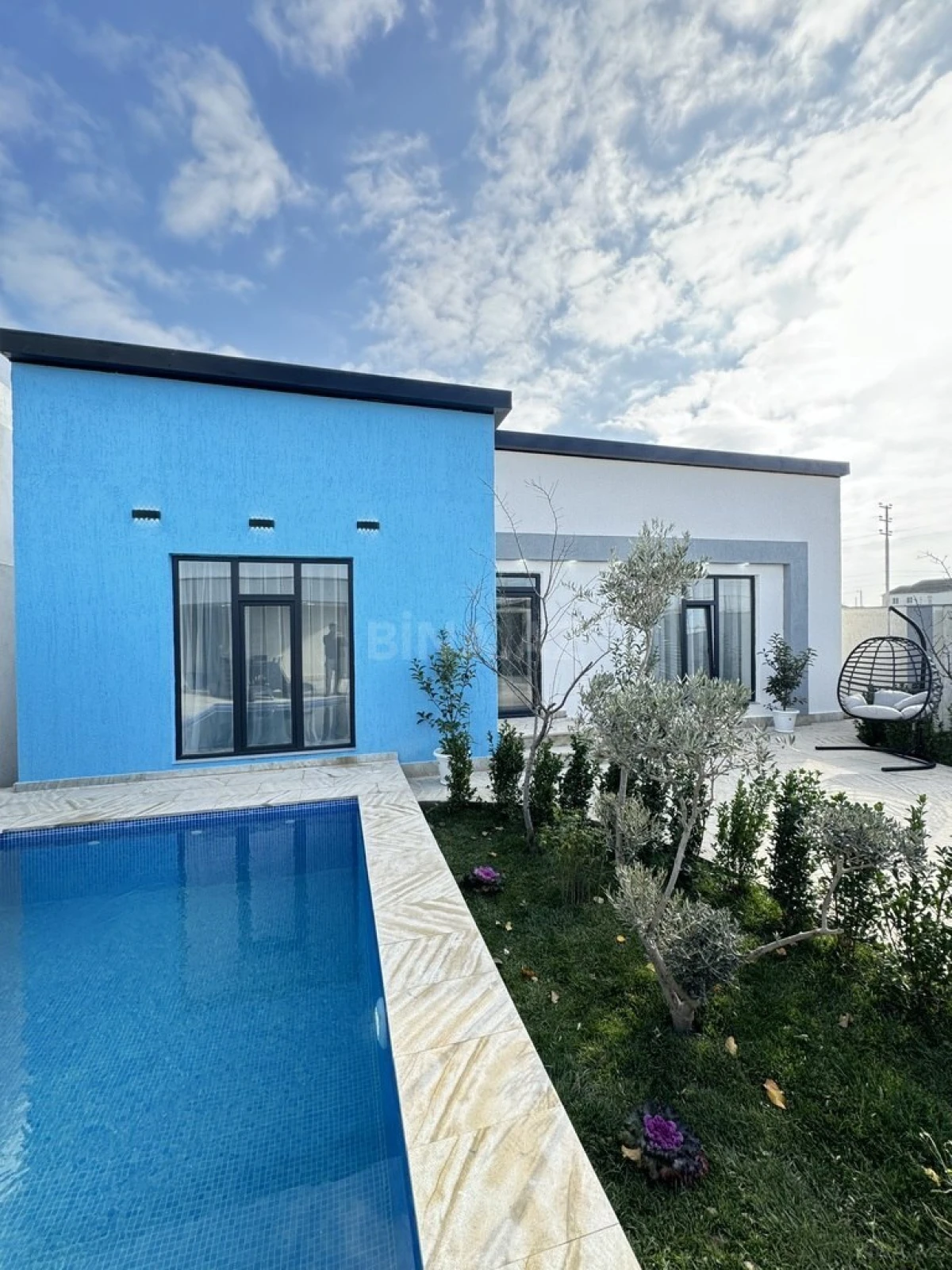 Satılır 4 otaqlı həyət evi 145 m²