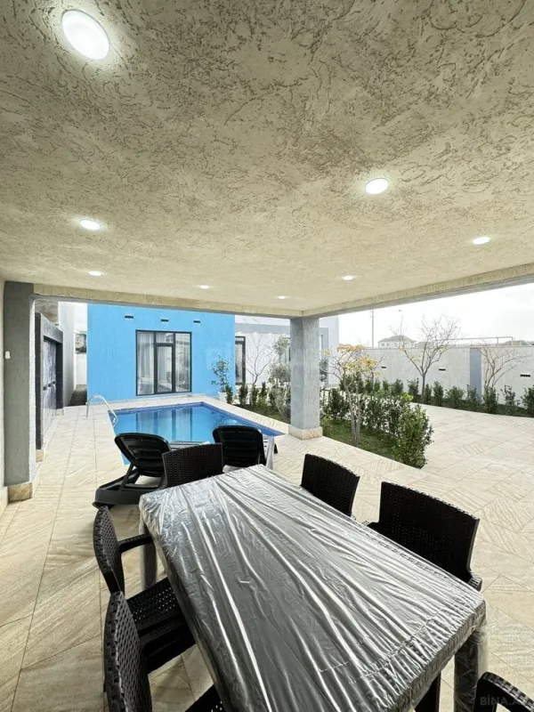 Satılır 4 otaqlı həyət evi 145 m²