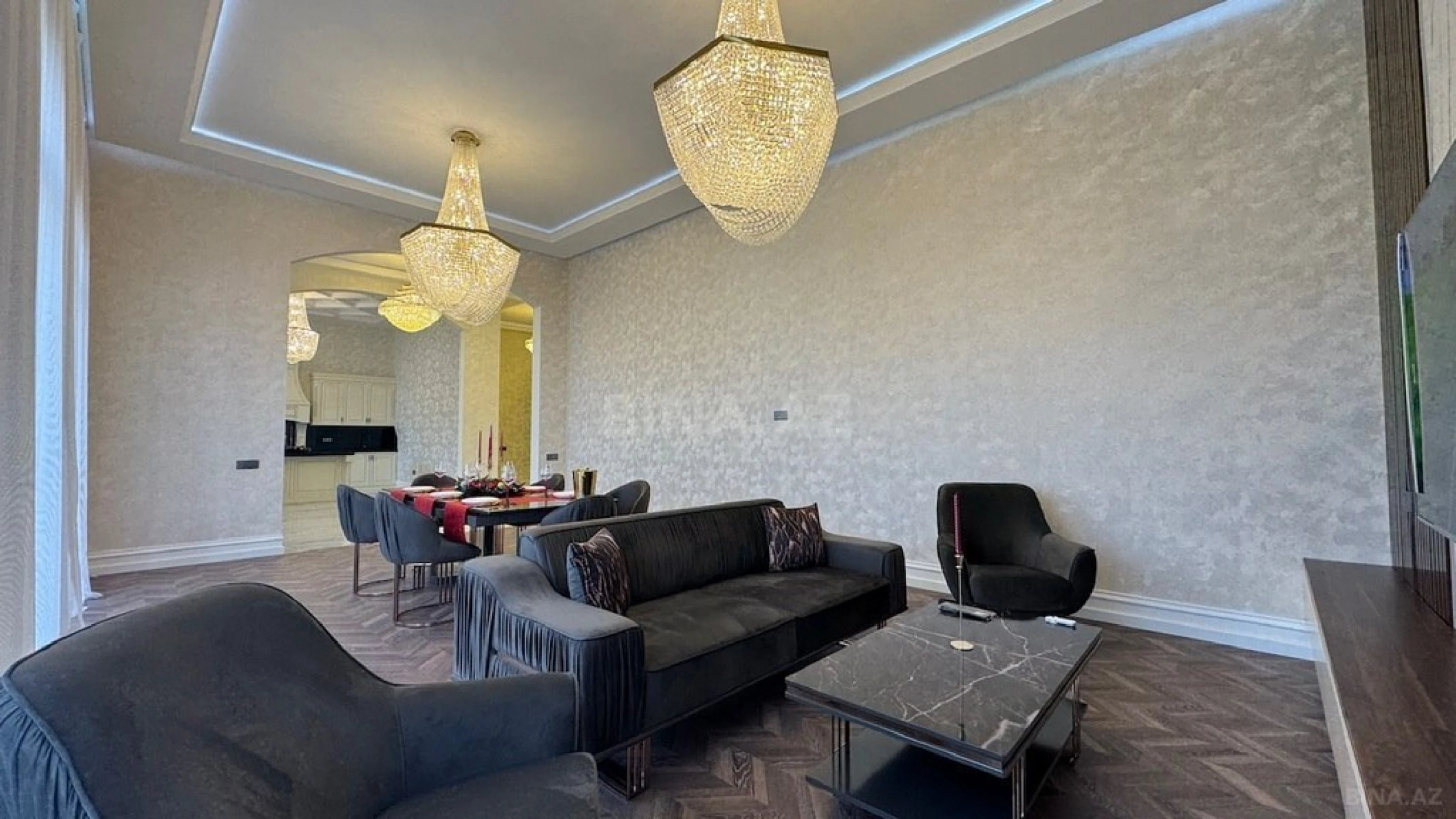 Satılır 5 otaqlı həyət evi 280 m²