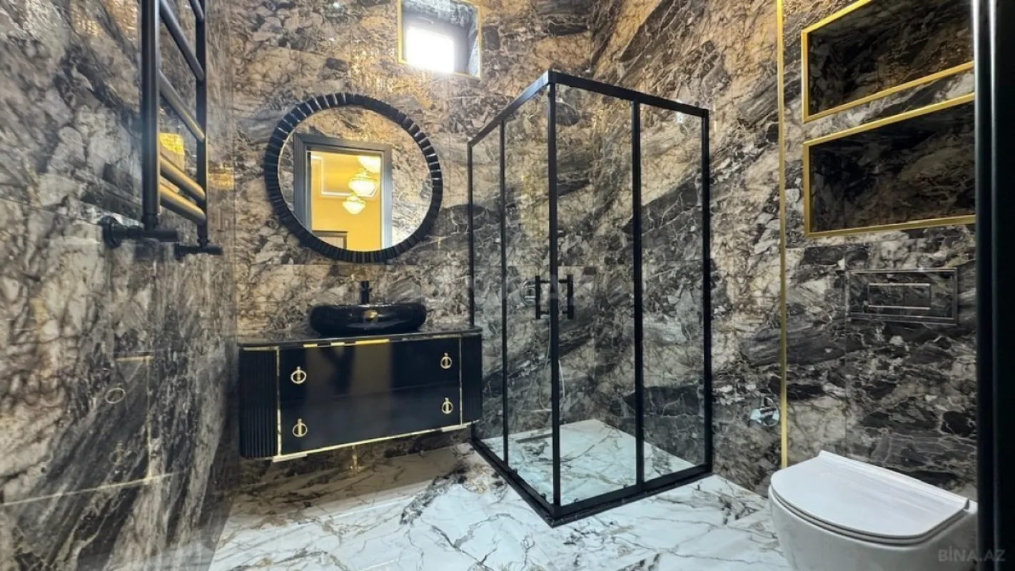 Satılır 5 otaqlı həyət evi 280 m²