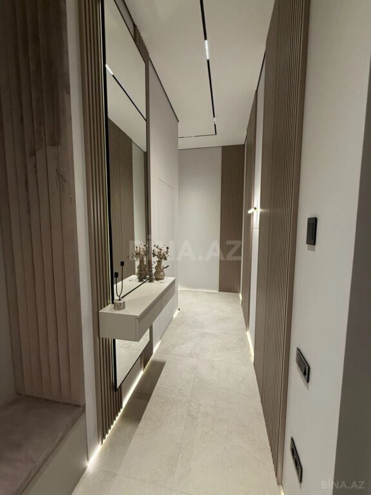 Satılır 3 otaqlı mənzil 100 m²