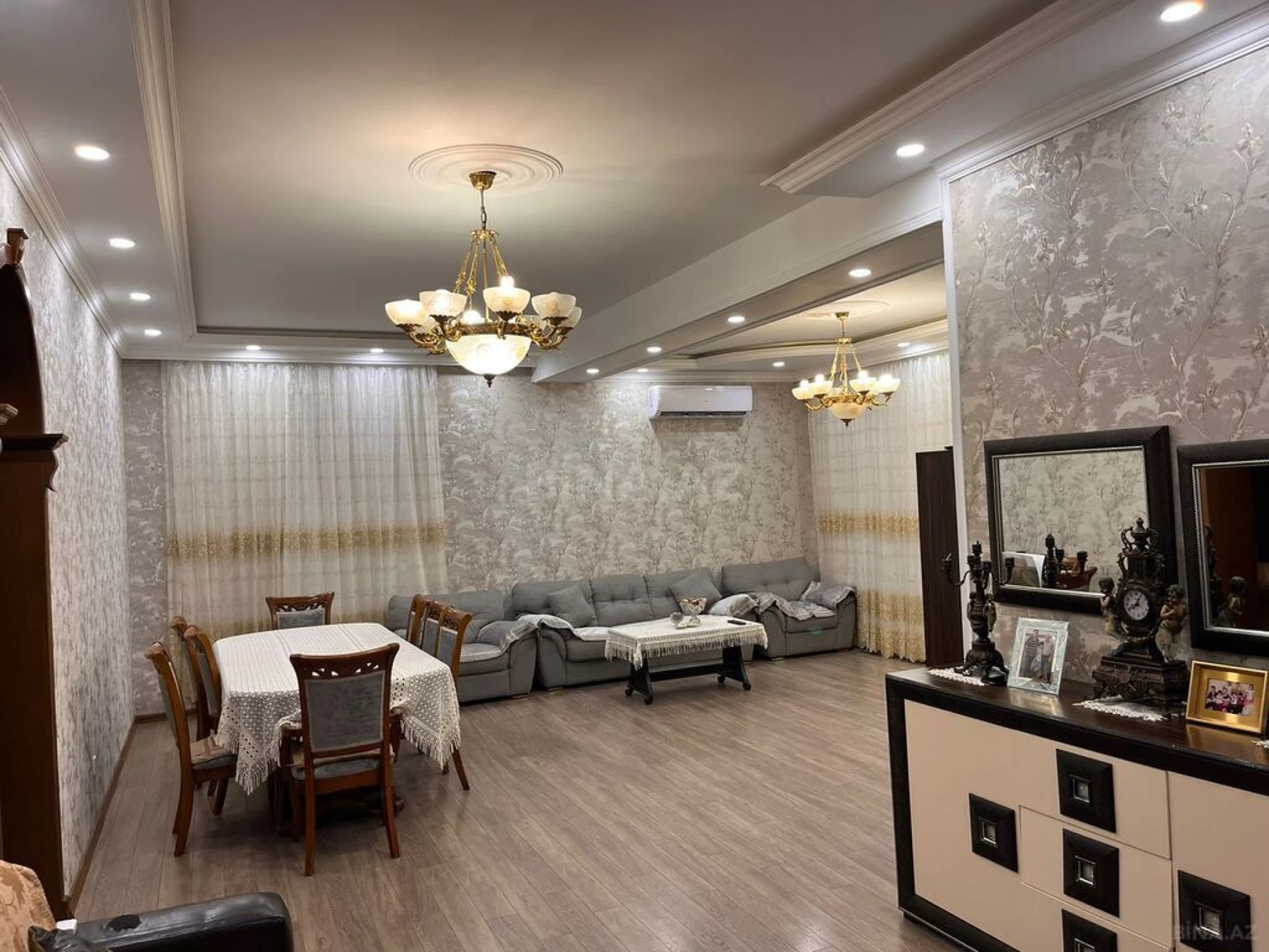Satılır 8 otaqlı həyət evi 450 m²