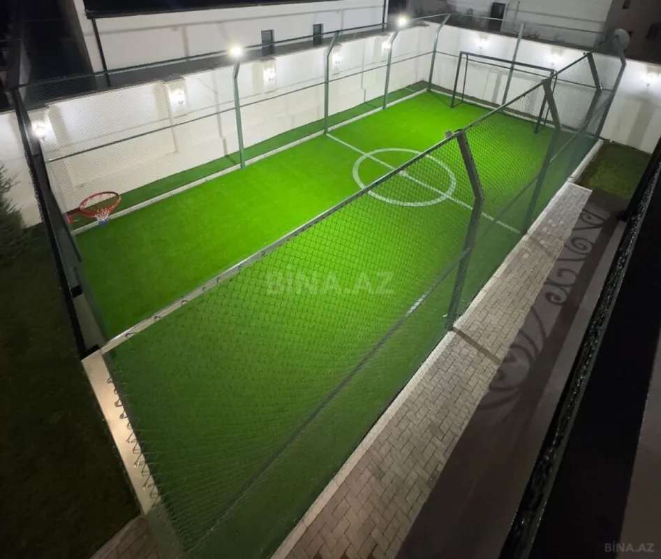 Satılır 7 otaqlı həyət evi 500 m²