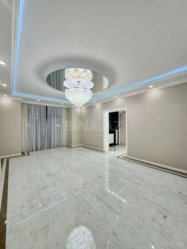 Satılır 7 otaqlı həyət evi 500 m²
