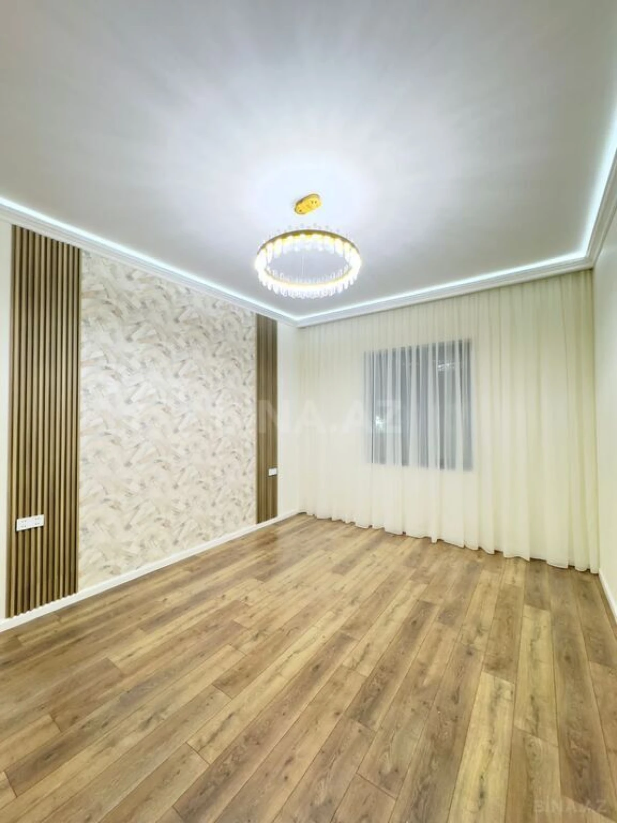 Satılır 7 otaqlı həyət evi 500 m²