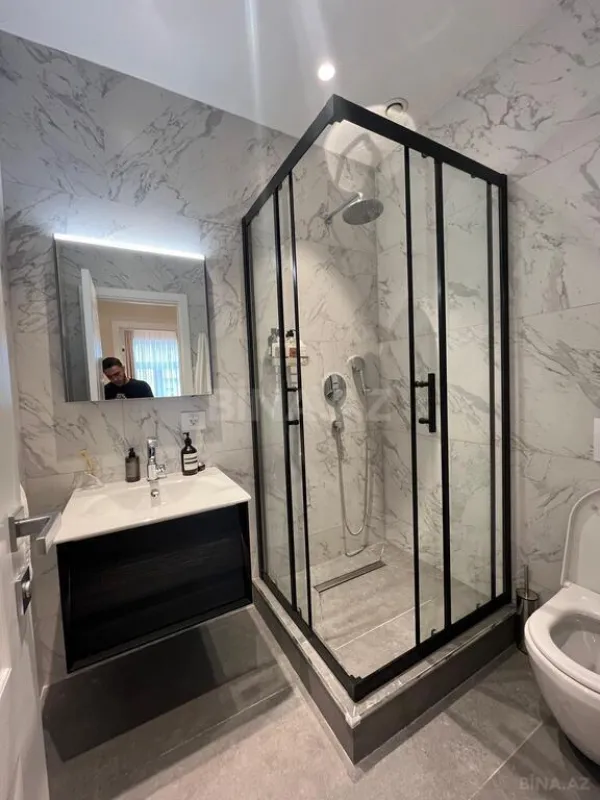 Kirayə verilir 3 otaqlı mənzil 100 m²