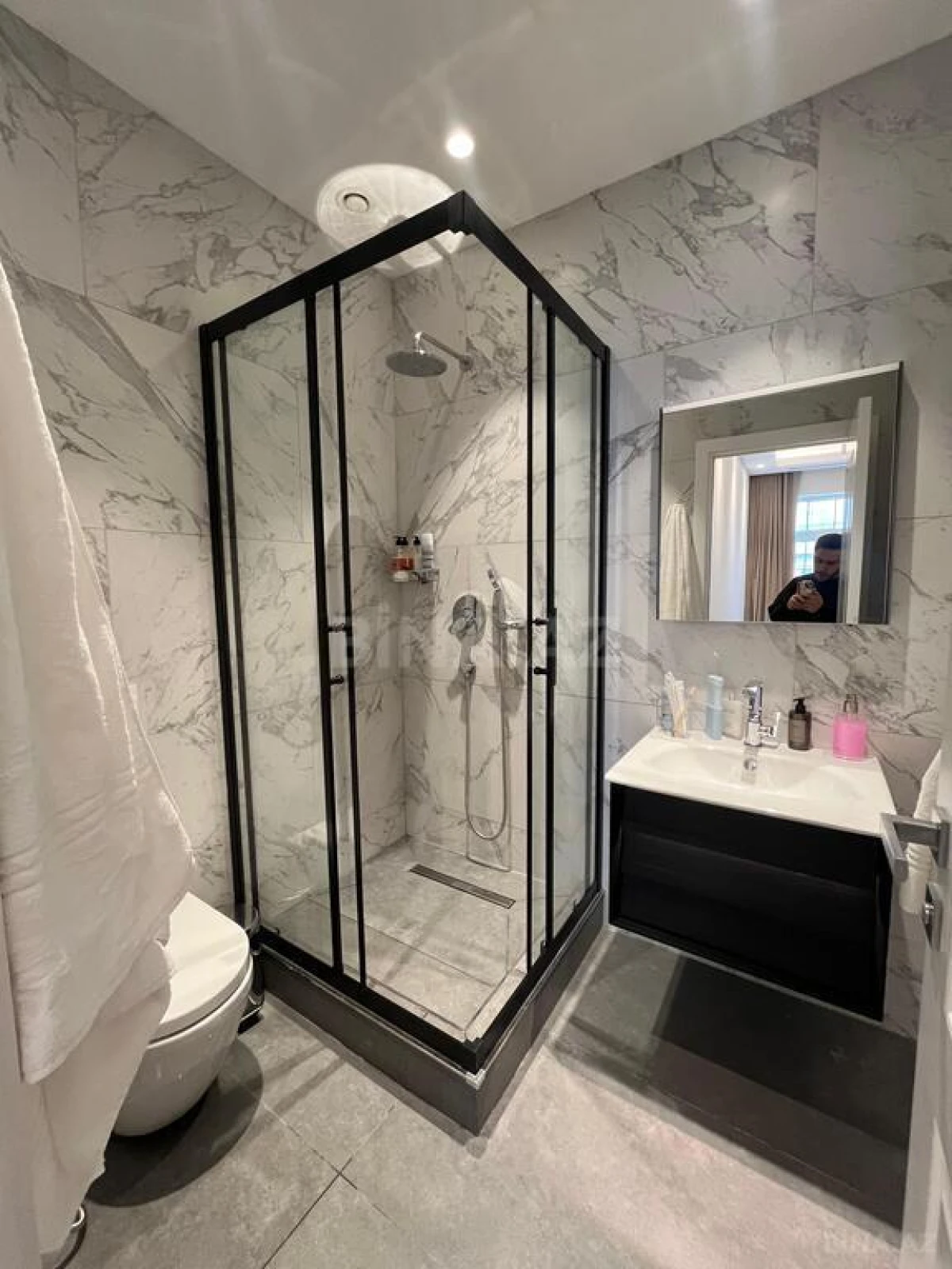 Kirayə verilir 3 otaqlı mənzil 100 m²