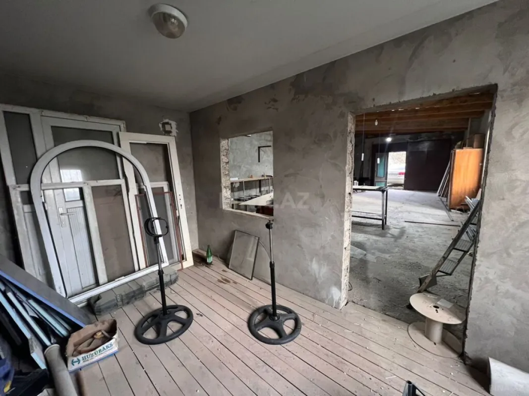 Satılır obyekt 100 m²