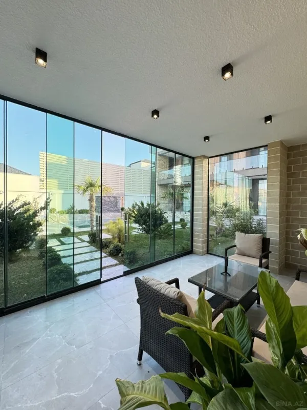 Satılır 6 otaqlı həyət evi 400 m²