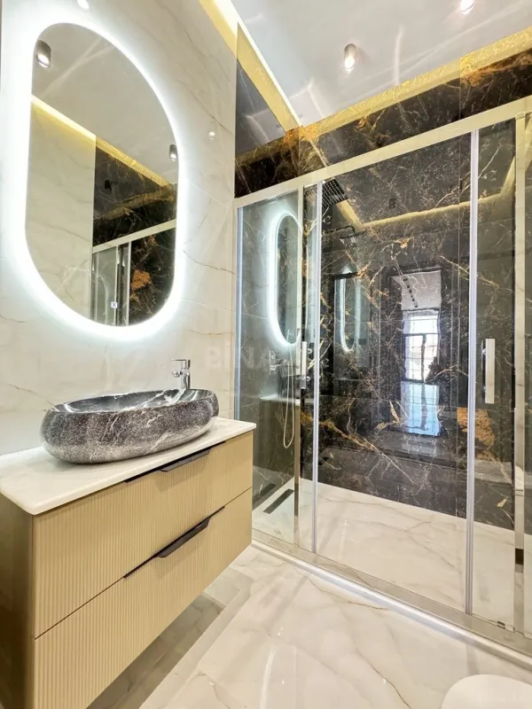 Satılır 6 otaqlı həyət evi 400 m²