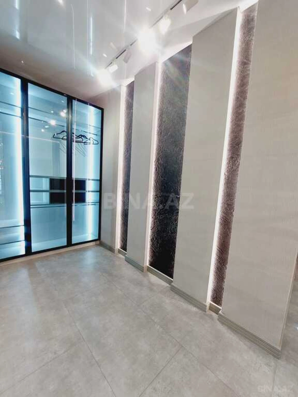 Kirayə verilir 3 otaqlı mənzil 130 m²