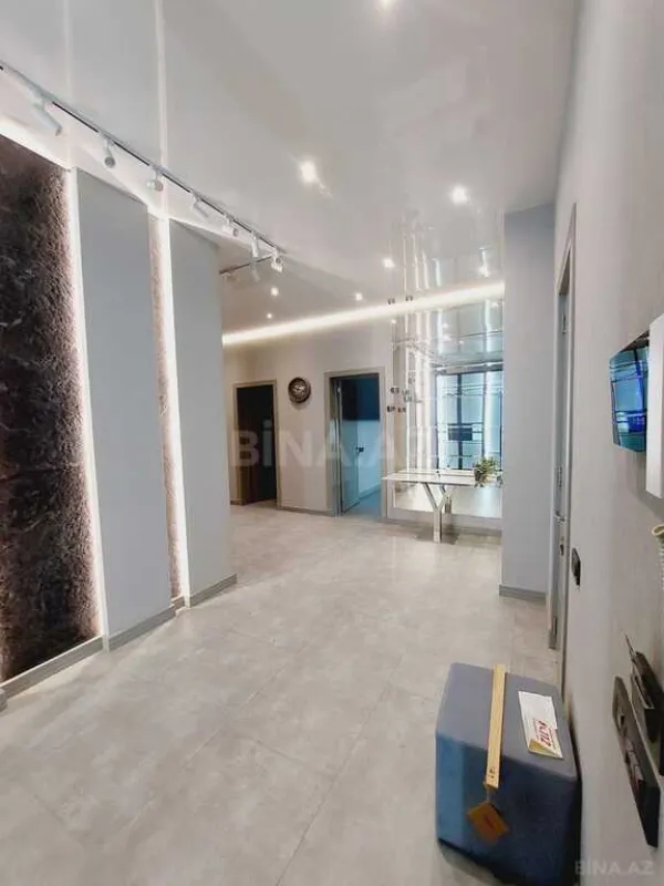 Kirayə verilir 3 otaqlı mənzil 130 m²