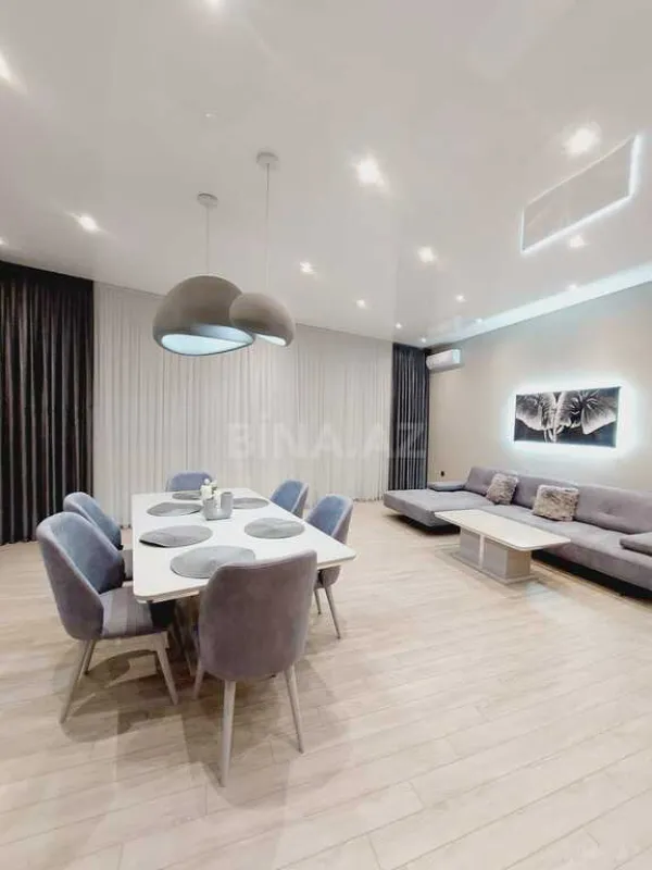 Kirayə verilir 3 otaqlı mənzil 130 m²