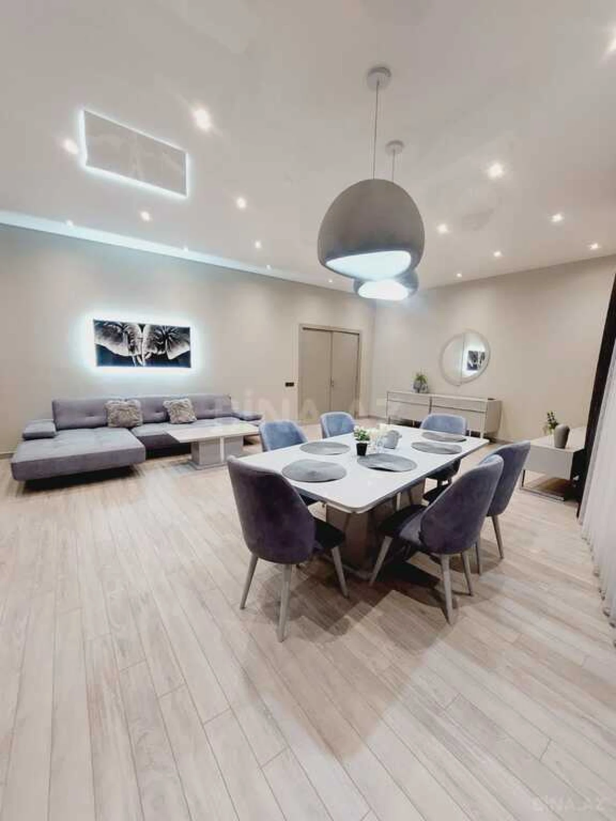 Kirayə verilir 3 otaqlı mənzil 130 m²