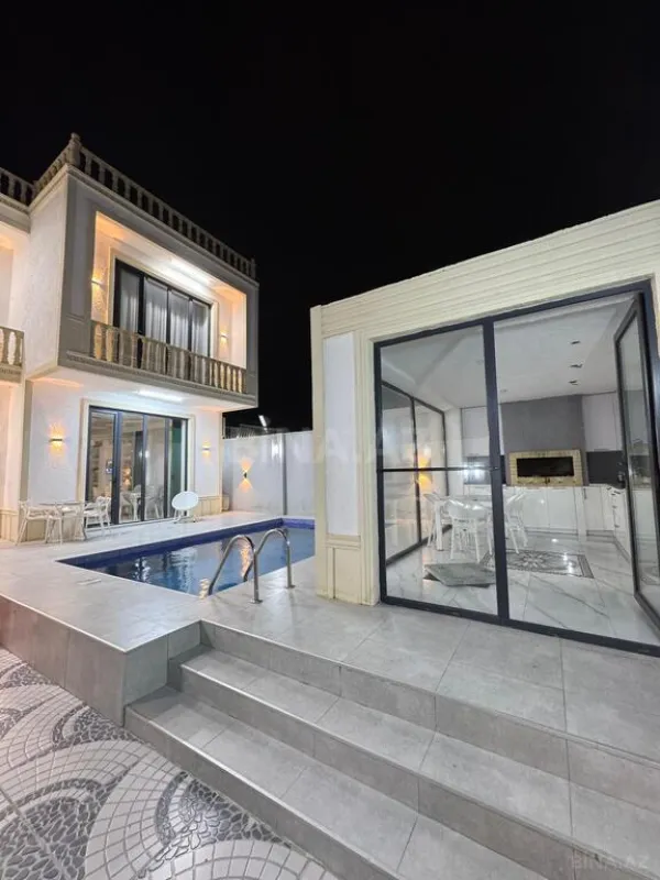 Kirayə verilir 6 otaqlı həyət evi 360 m²