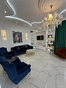 Kirayə verilir 6 otaqlı həyət evi 360 m²