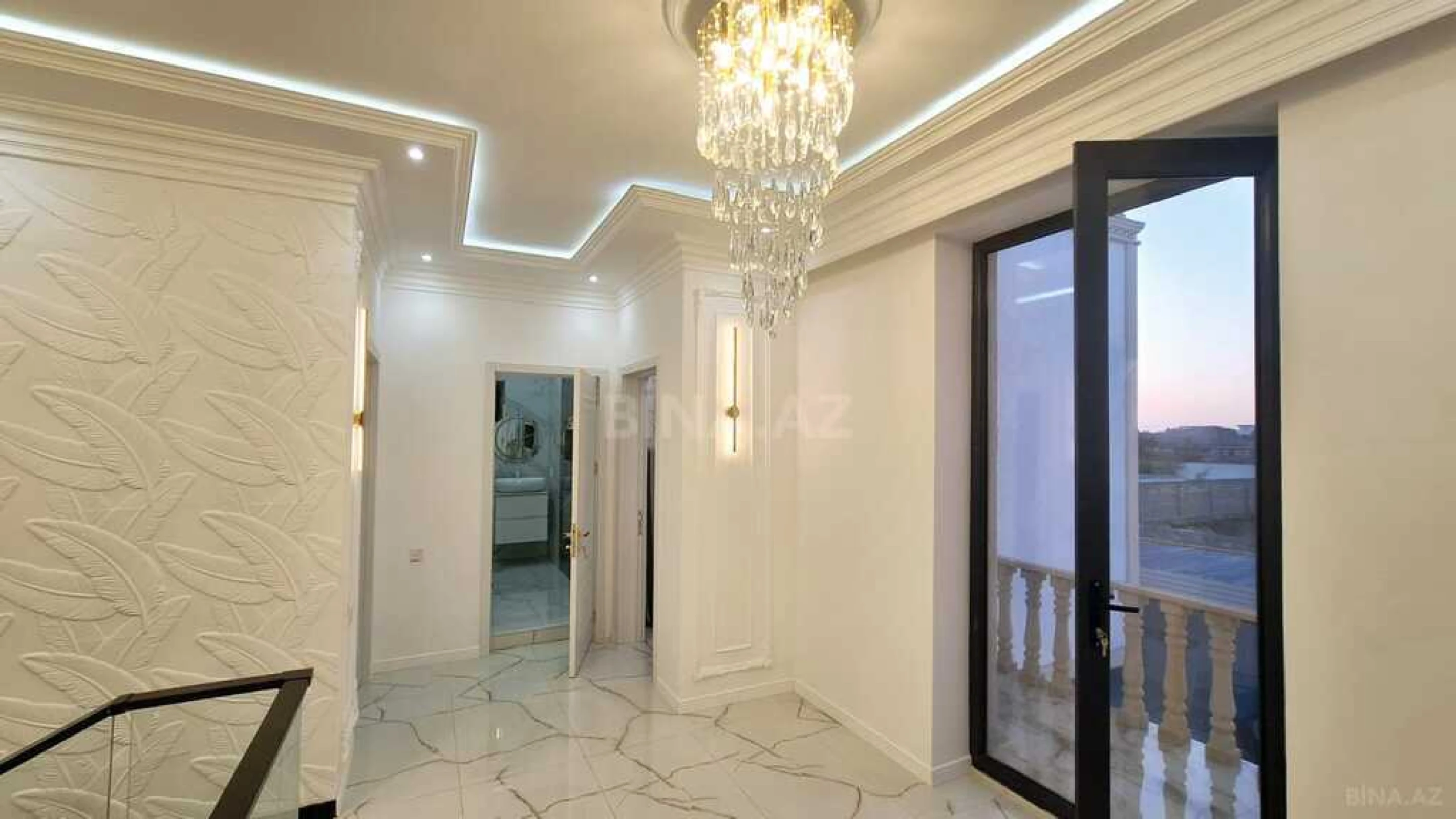 Kirayə verilir 6 otaqlı həyət evi 360 m²