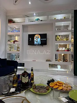 Kirayə verilir 6 otaqlı həyət evi 360 m²