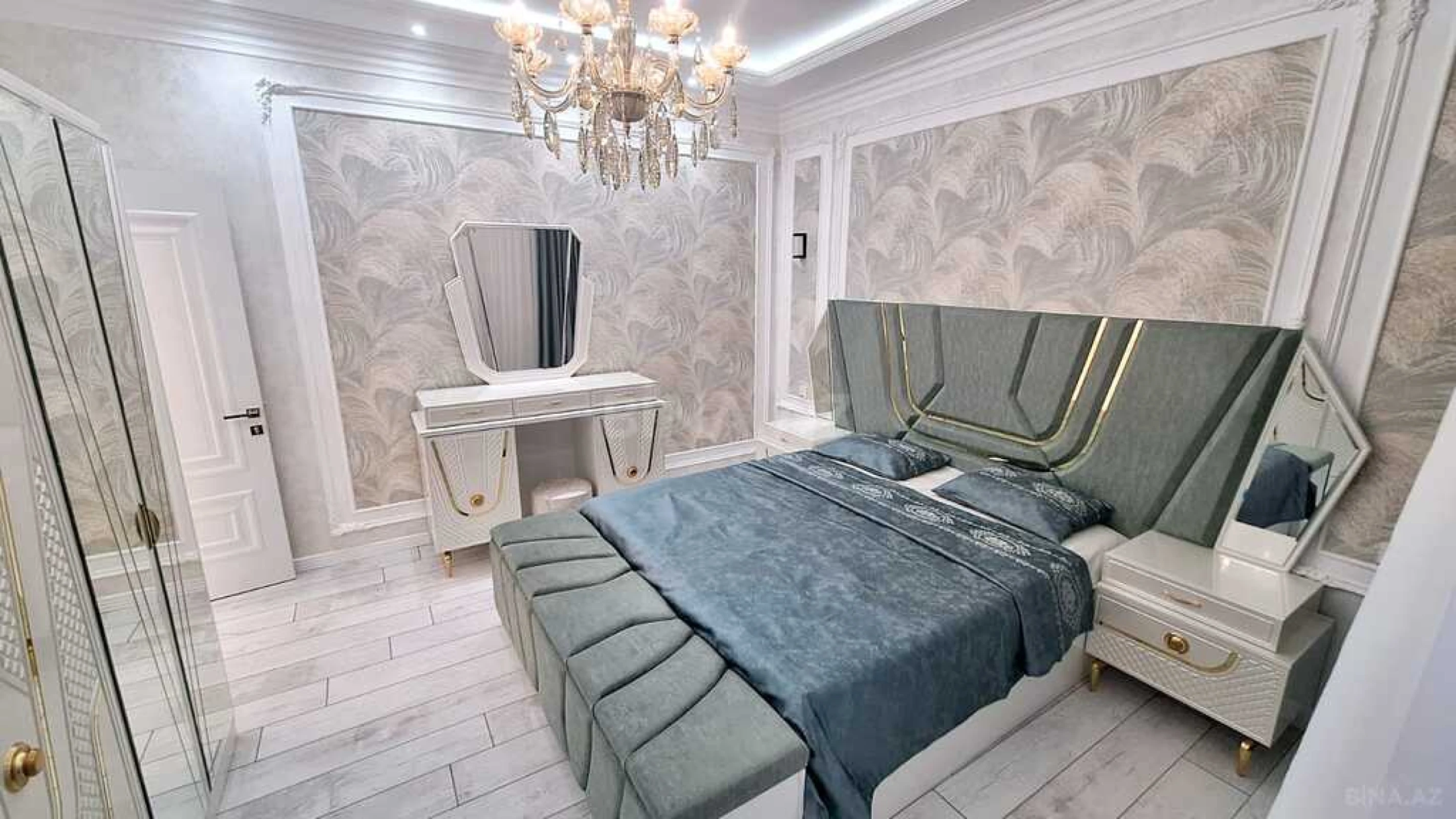 Kirayə verilir 6 otaqlı həyət evi 360 m²