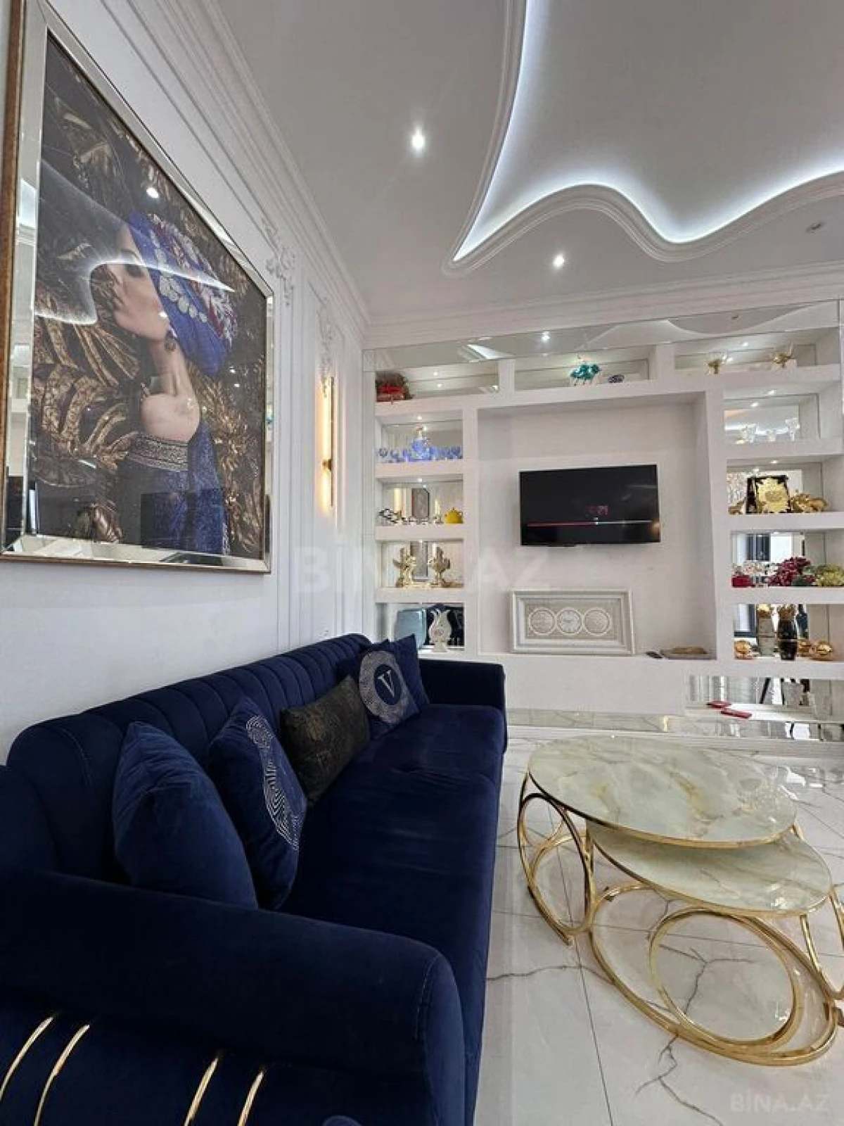 Kirayə verilir 6 otaqlı həyət evi 360 m²