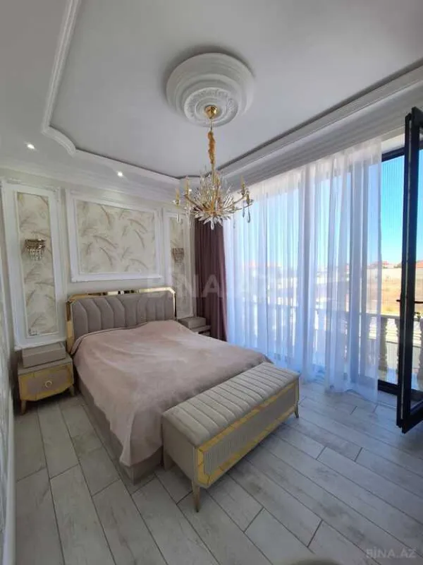 Kirayə verilir 6 otaqlı həyət evi 360 m²