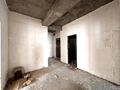 Satılır 3 otaqlı mənzil 110 m²