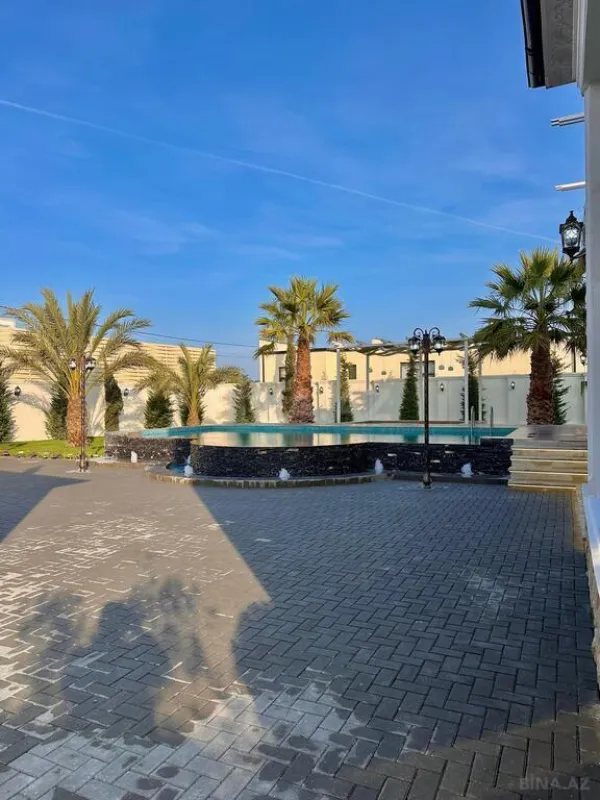 Satılır 6 otaqlı həyət evi 460 m²