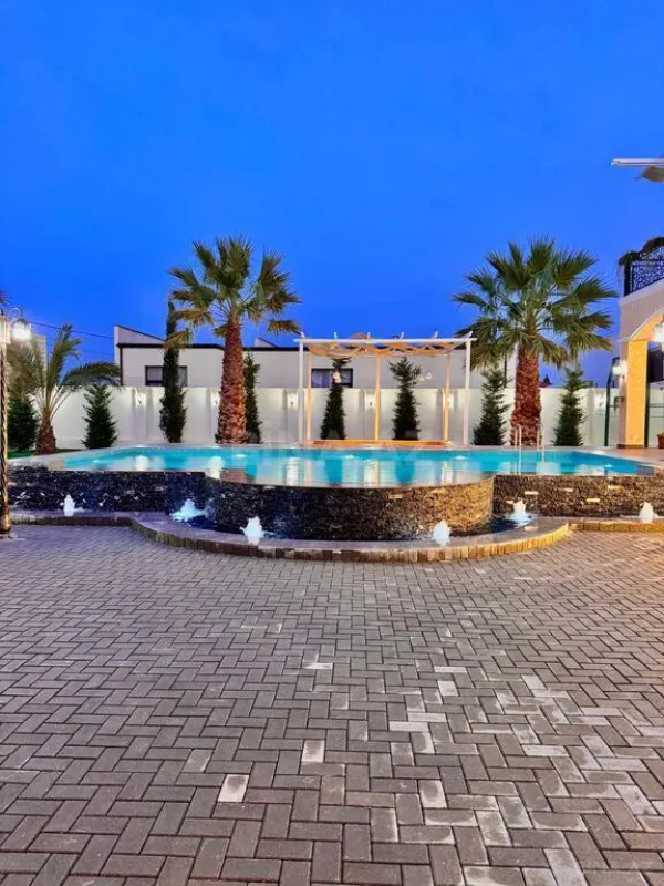 Satılır 6 otaqlı həyət evi 460 m²