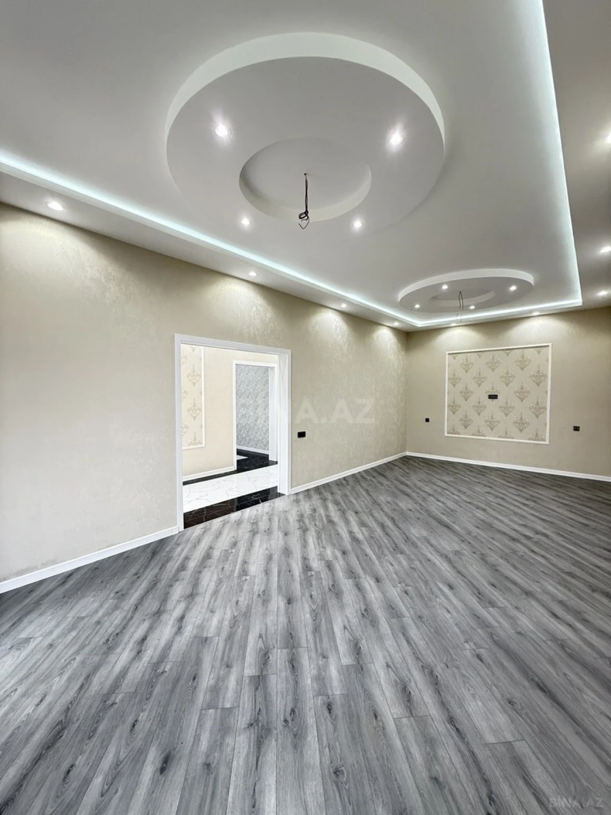 Satılır 4 otaqlı həyət evi 155 m²