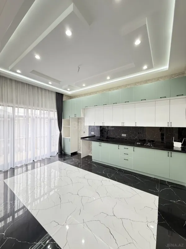 Satılır 4 otaqlı həyət evi 155 m²