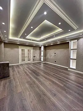 Satılır 2 otaqlı mənzil 112 m²