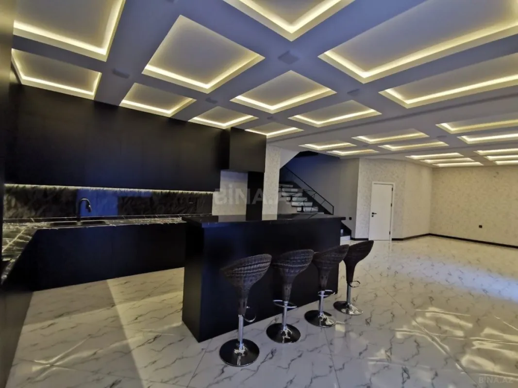 Kirayə verilir 4 otaqlı həyət evi 300 m²