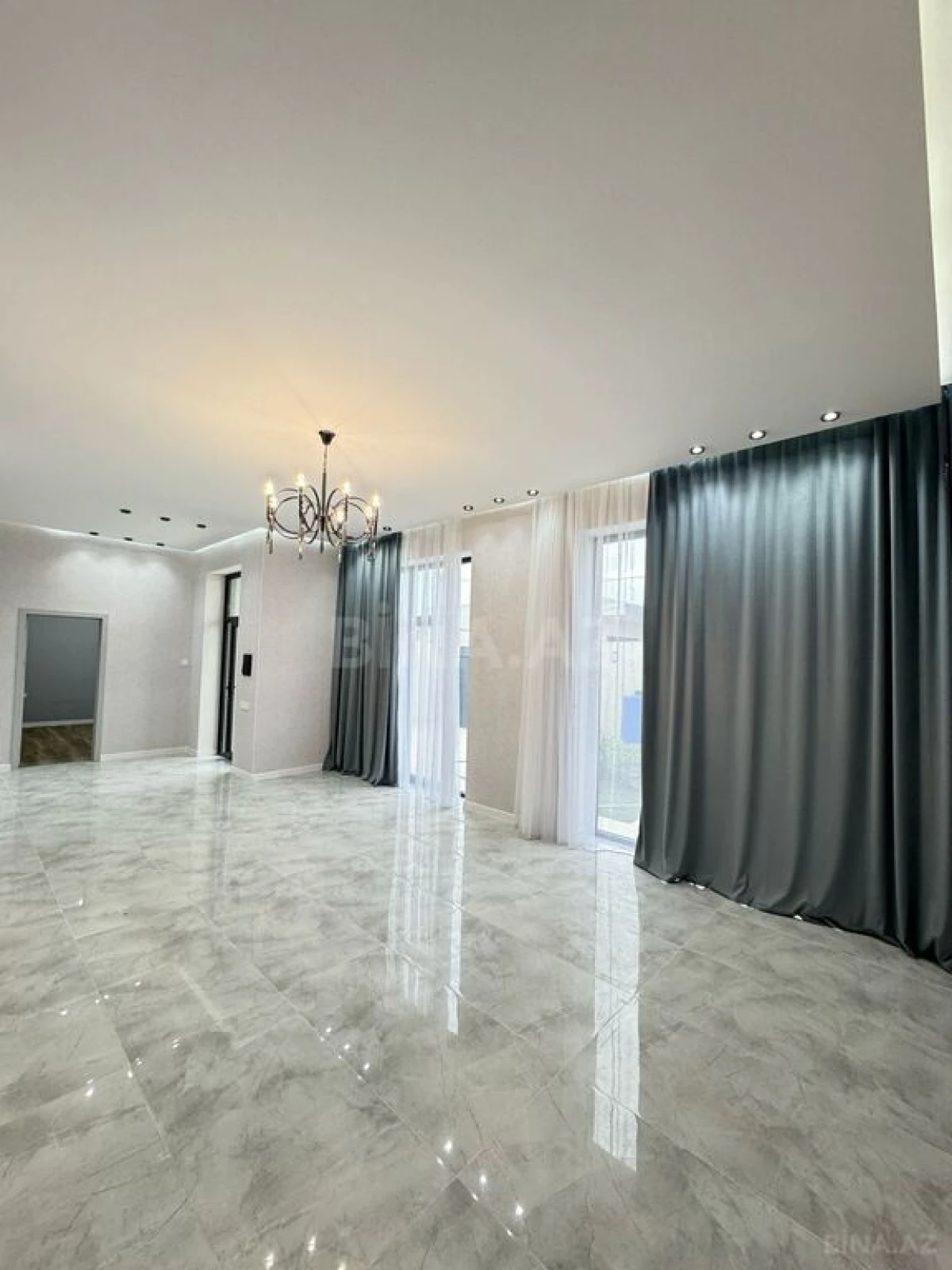 Satılır 4 otaqlı həyət evi 150 m²