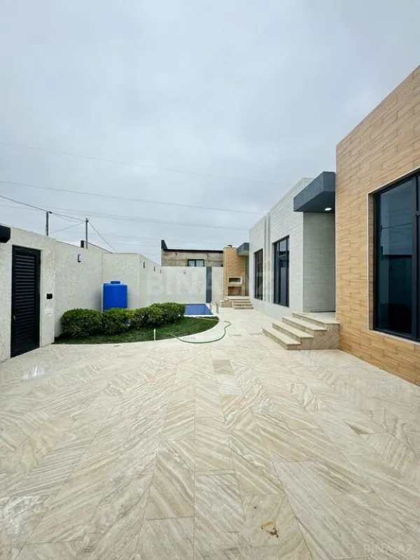 Satılır 4 otaqlı həyət evi 150 m²