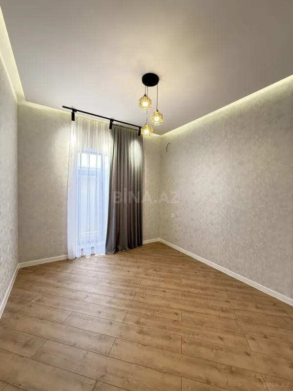 Satılır 4 otaqlı həyət evi 140 m²