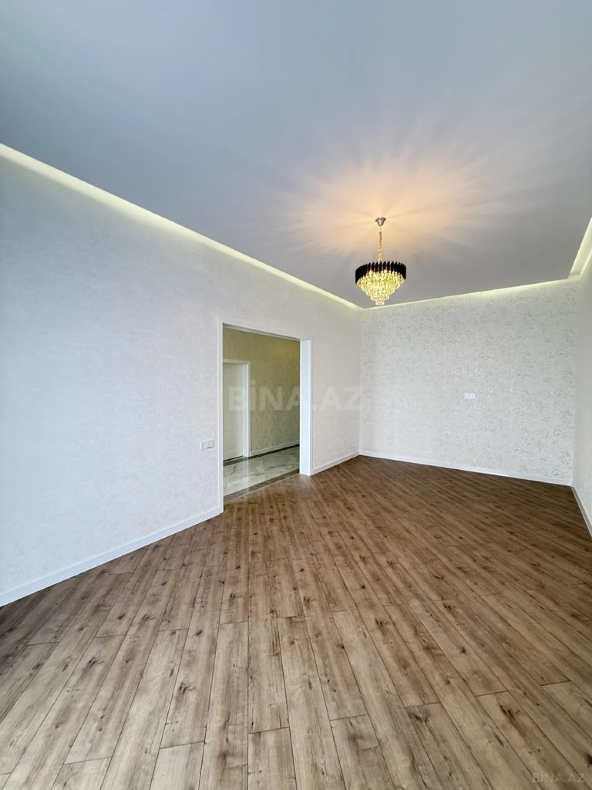 Satılır 4 otaqlı həyət evi 140 m²