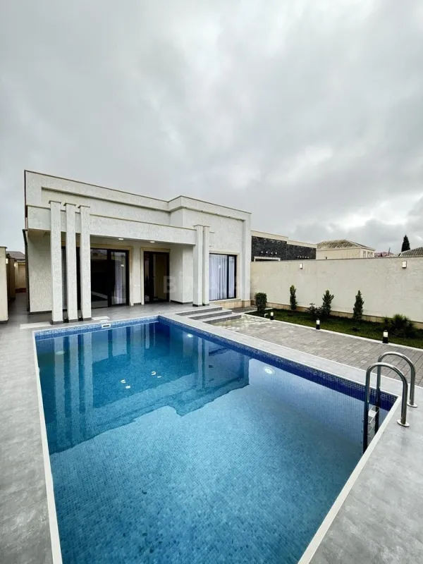 Satılır 4 otaqlı həyət evi 140 m²